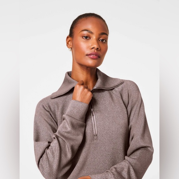 $128 SPANX AIRESSENTIALS SHIMMER HALF ZIP - SMOKE SILVER 2X - Picture 1 of 7